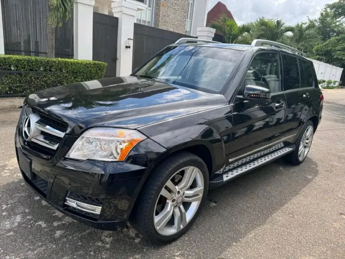 2012 Mercedes Benz GLK 350 - Image 3