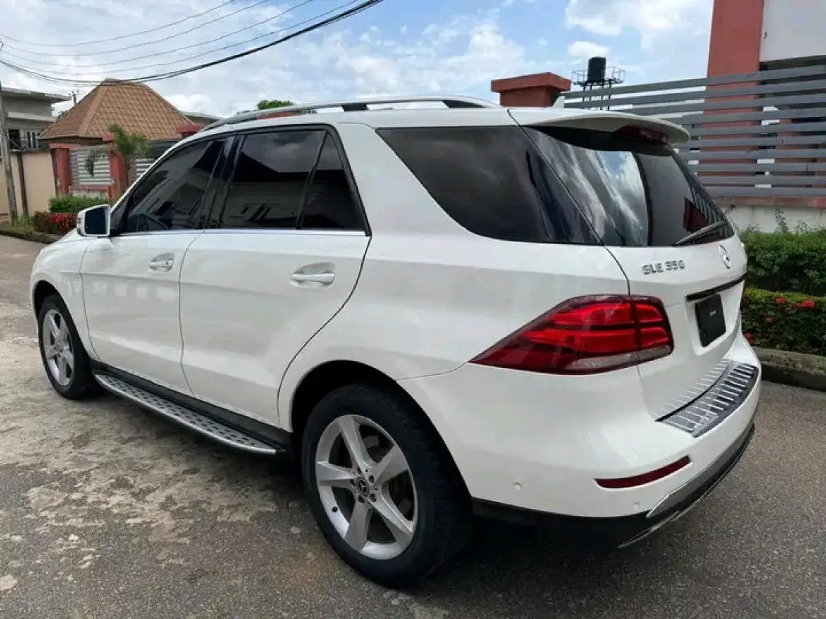 Foreign Used Mercedes Benz GLE 2016 - Image 12
