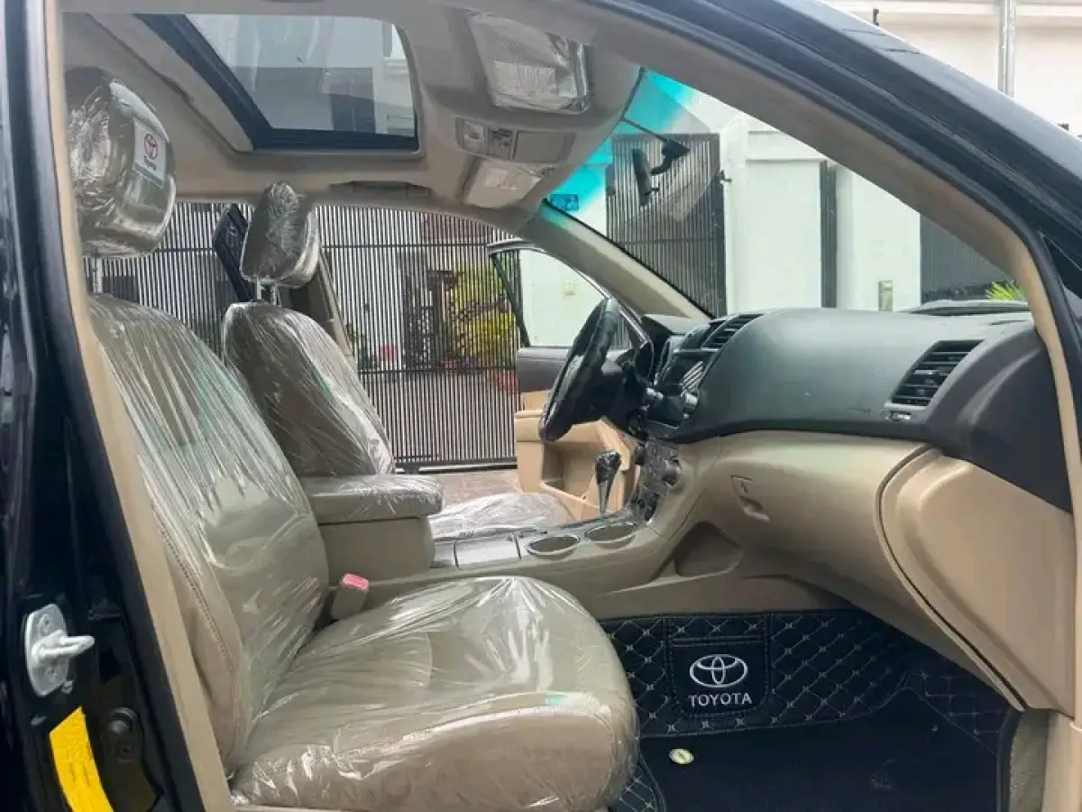 2009 Toyota Highlander Sport Edition - Image 8