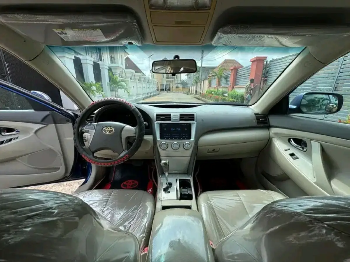 2009 Toyota Camry LE (4PLUGS) - Image 13