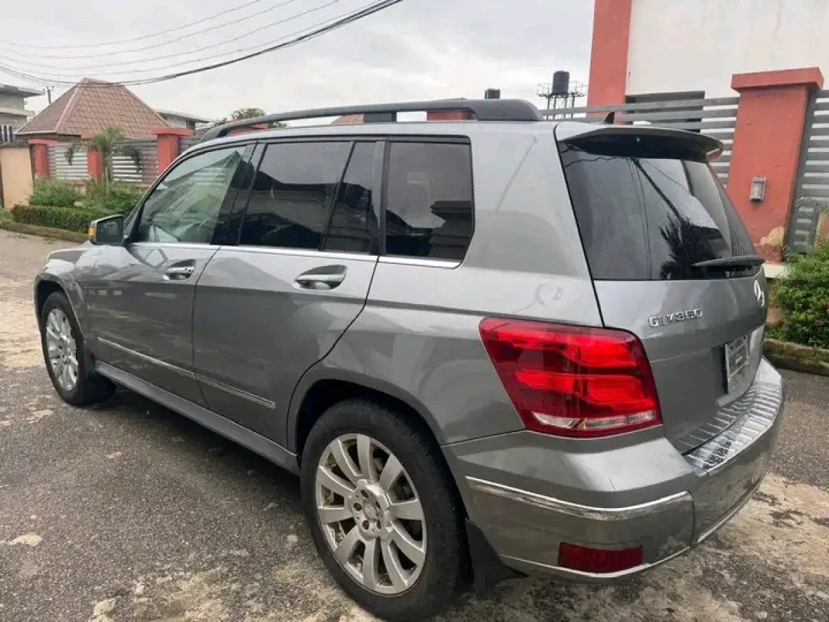 Mercedes Benz GLK 350 4Matic - Image 9