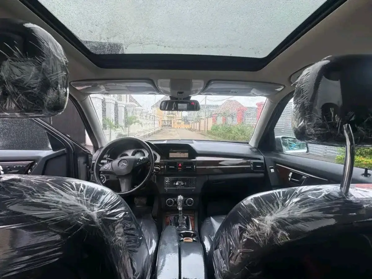 Mercedes Benz GLK 350 4Matic - Image 10