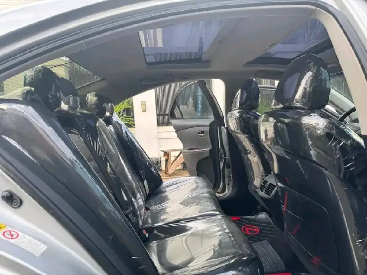 2009 Lexus ES 350 - Image 6