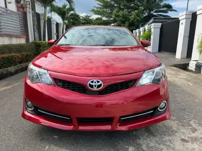 2012 Toyota Camry SE