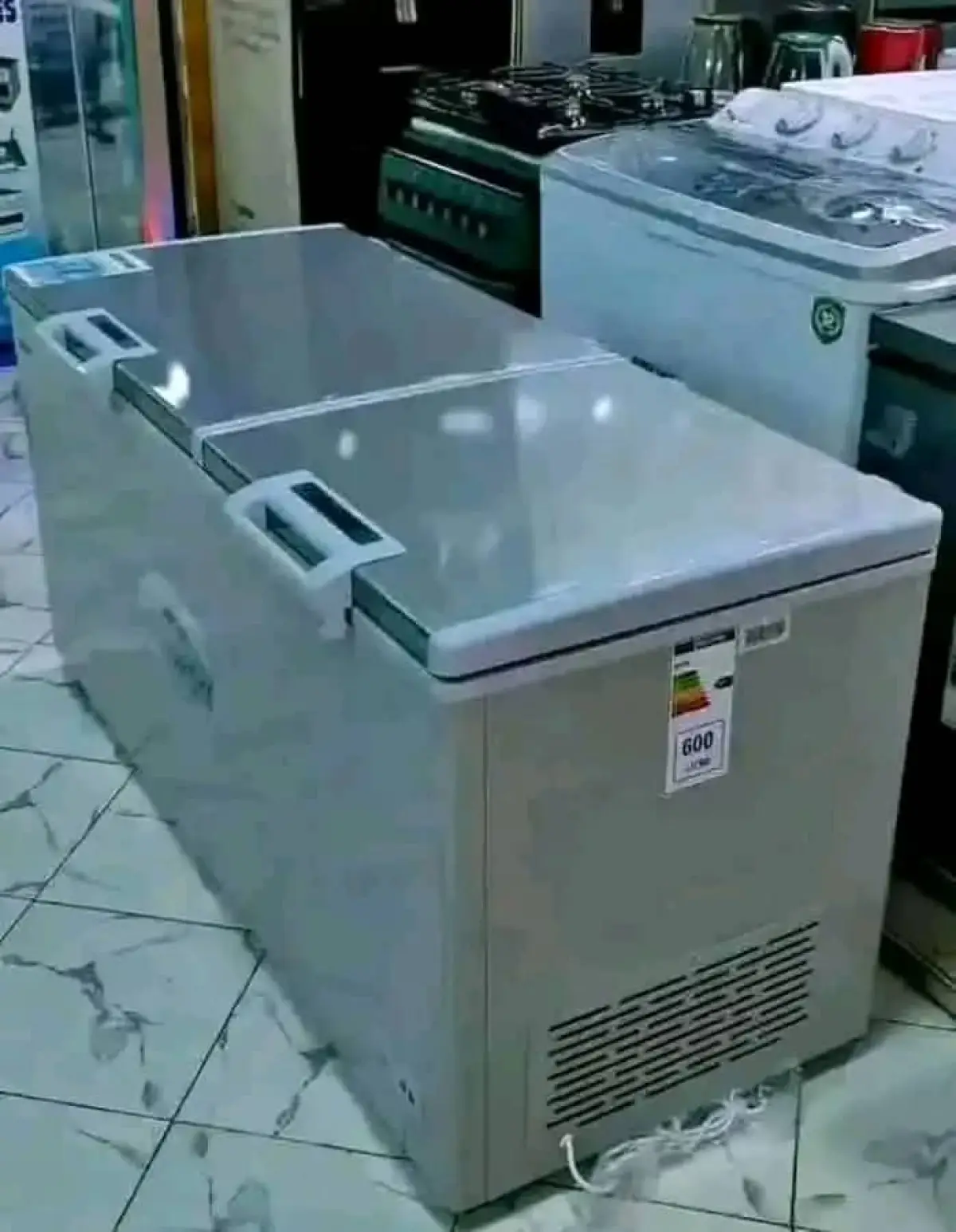 SOLAR FREEZER - Image 4