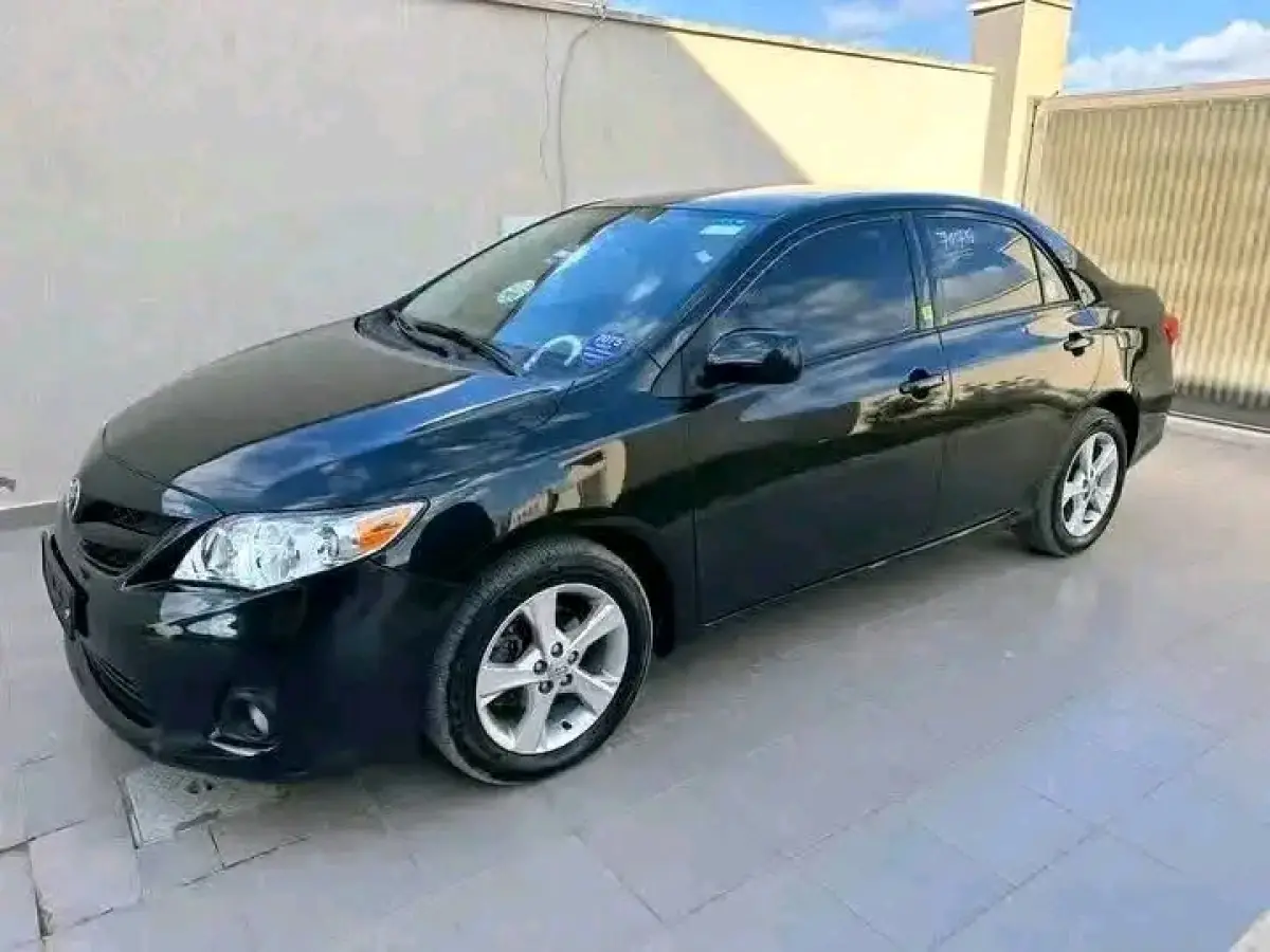 2010 Toyota Corolla - Image 13