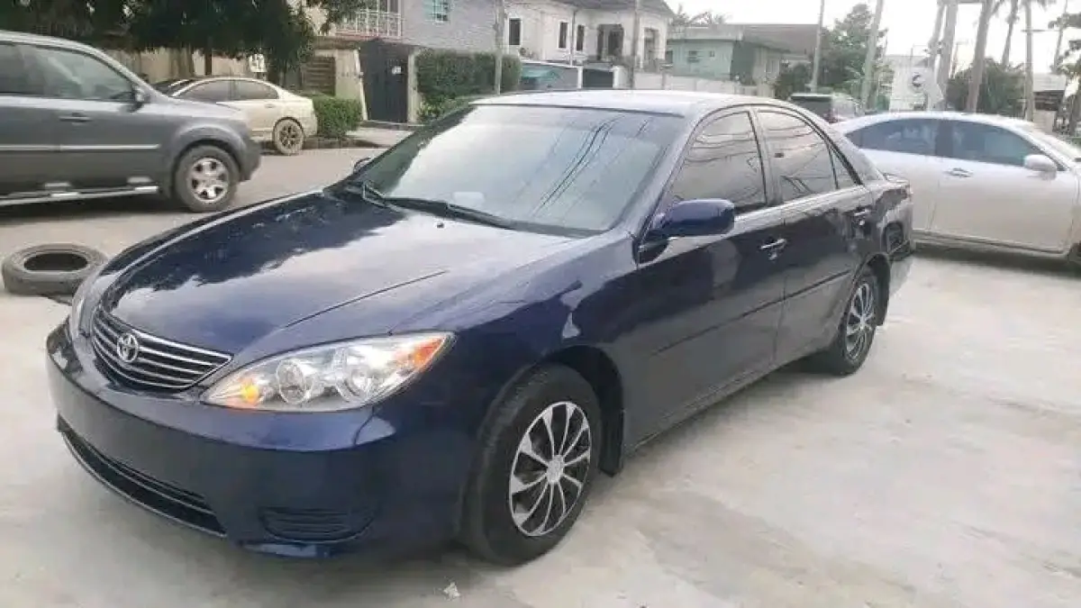 2006 Toyota Camry - Image 2
