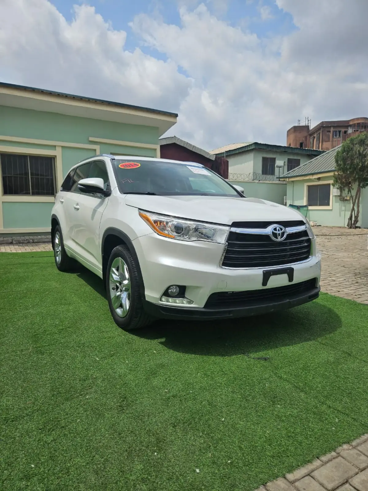 2014 Model Toyota Highlander Limited - Image 1