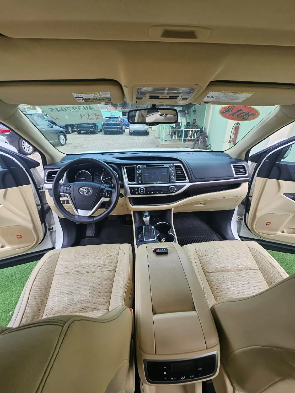 2014 Model Toyota Highlander Limited - Image 2