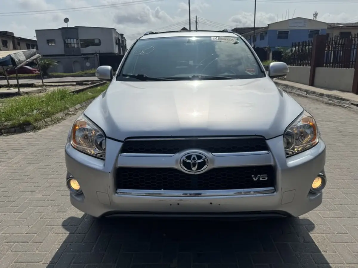 Toyota Rav4 09 Toks Limited - Image 1