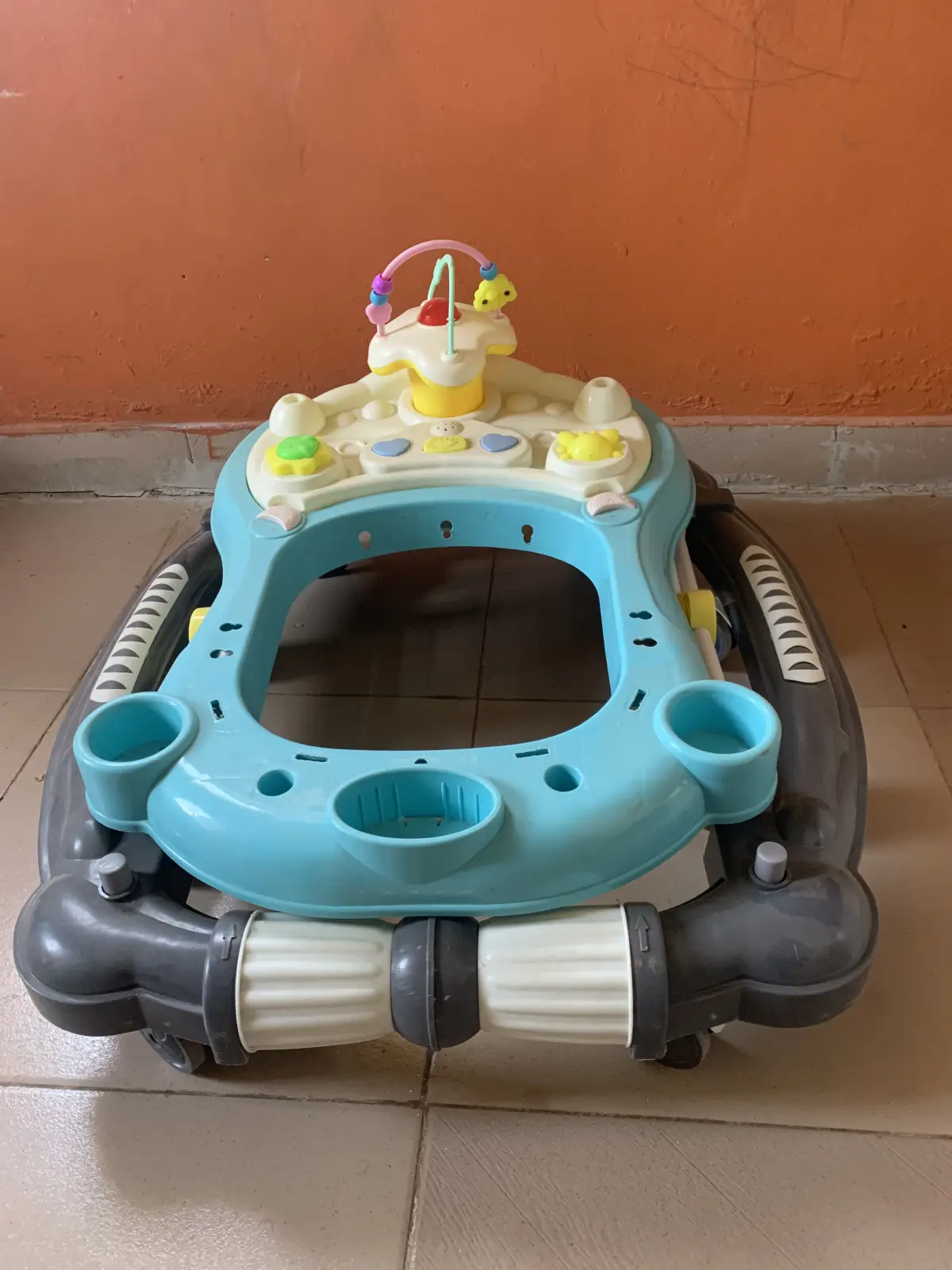 Baby walker - Image 2