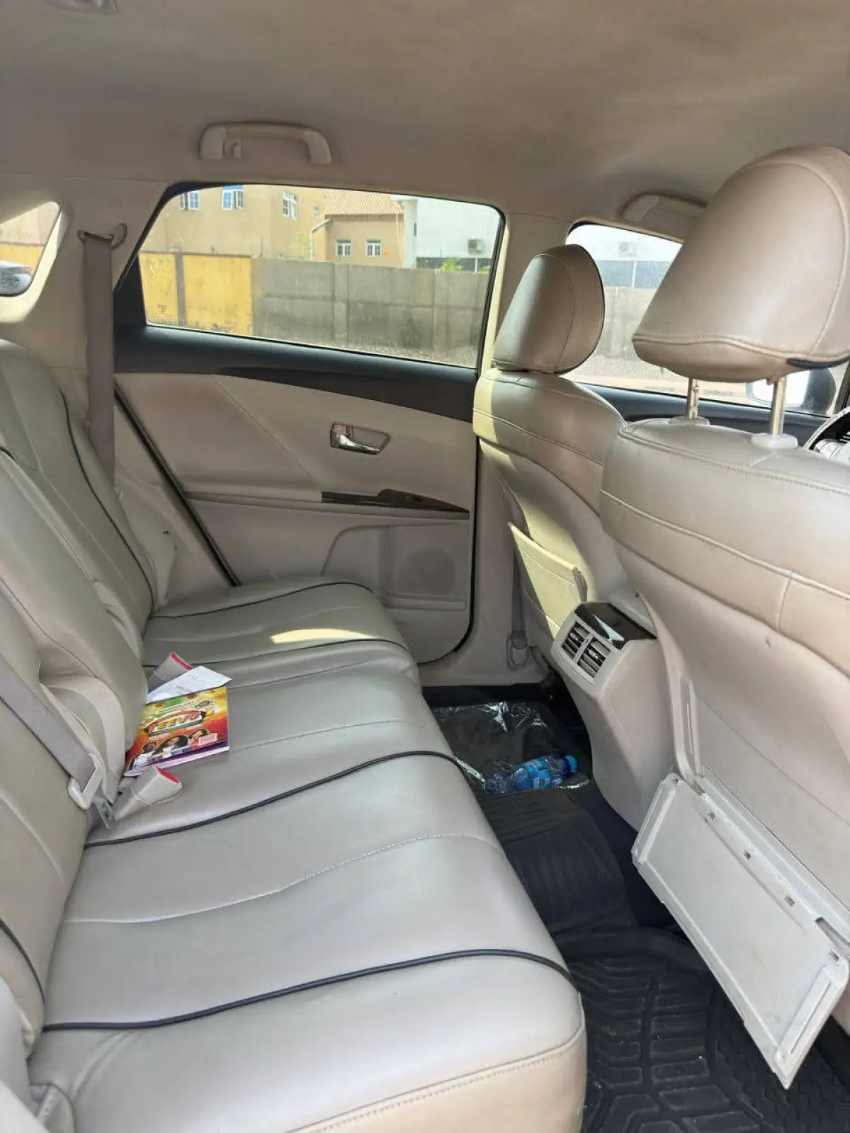 Foreign used Toyota venza full option 2009 - Image 5