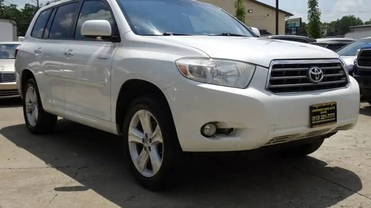 Foreign used Toyota Highlander 2010 - Image 5