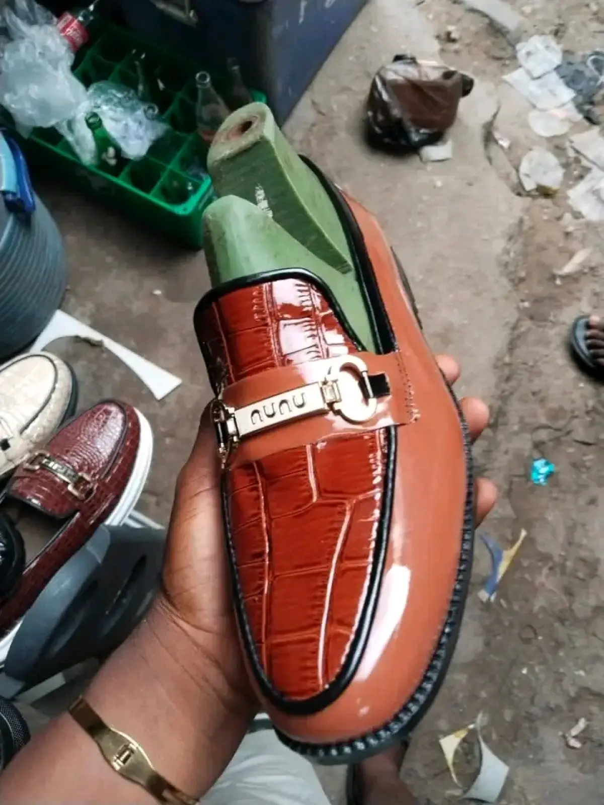 First Class Uk Bale Of Men Shoes - Image 3