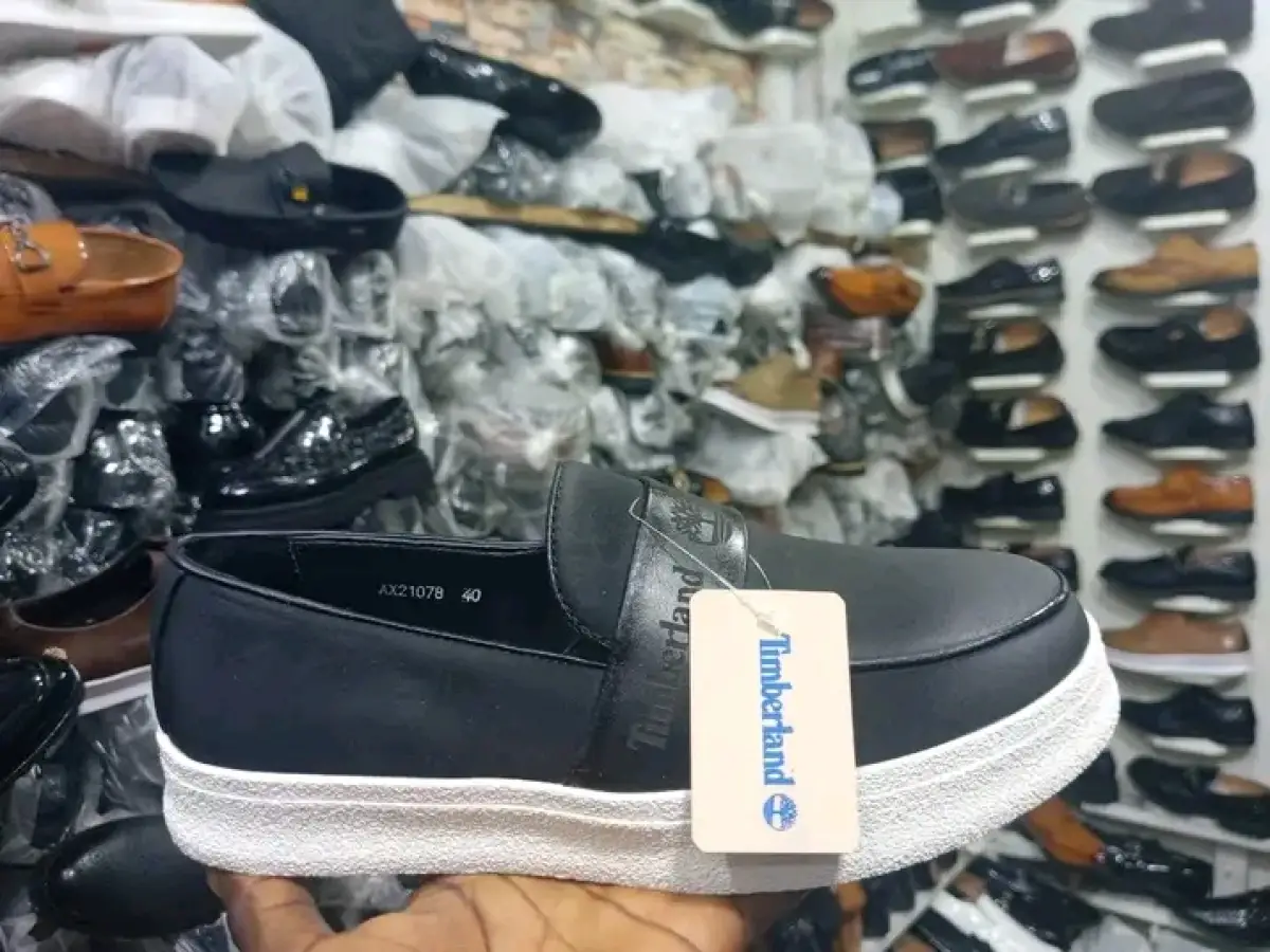 First Class Uk Bale Of Men Shoes - Image 7