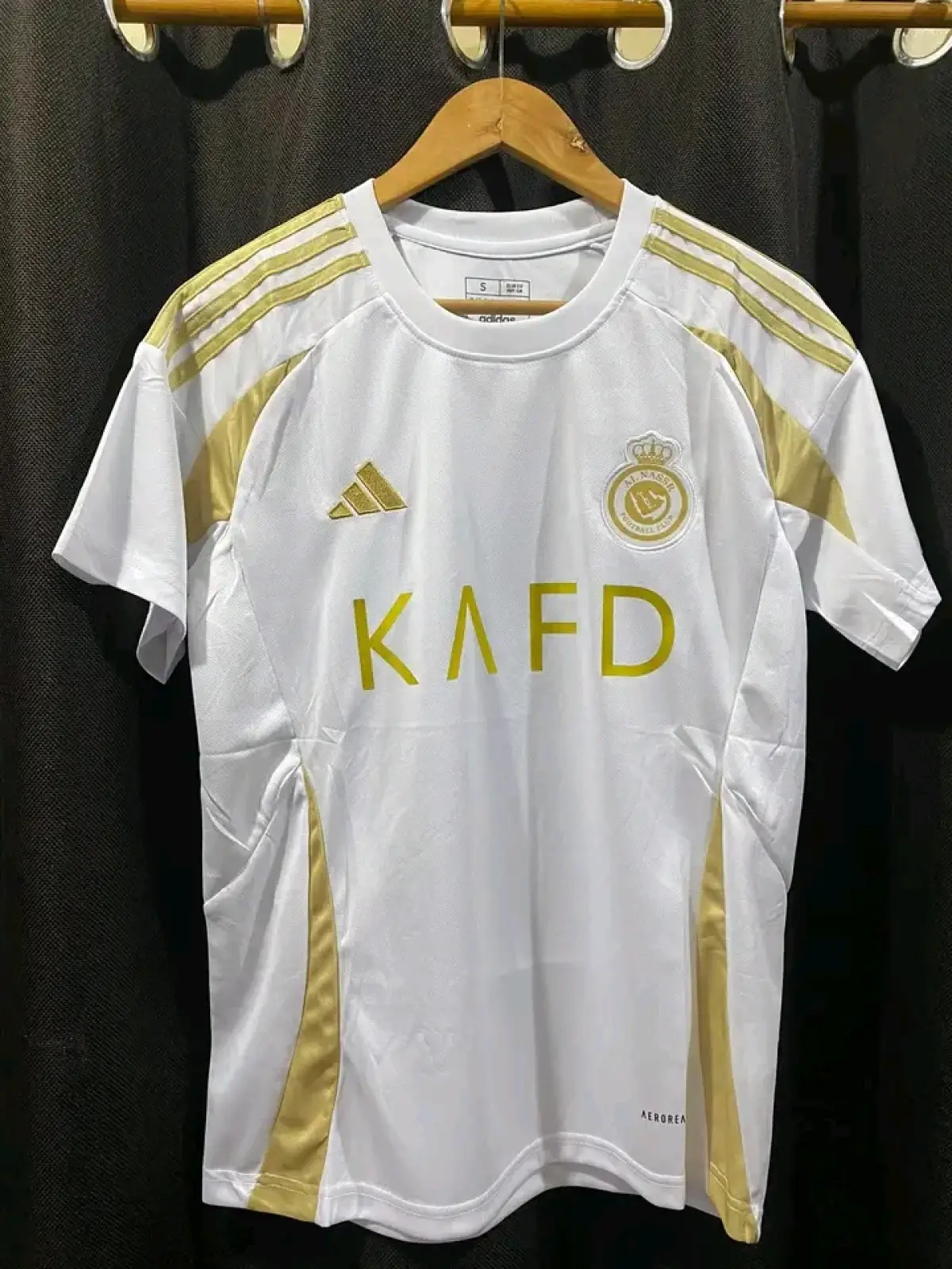 Original Cheases wares - Image 13