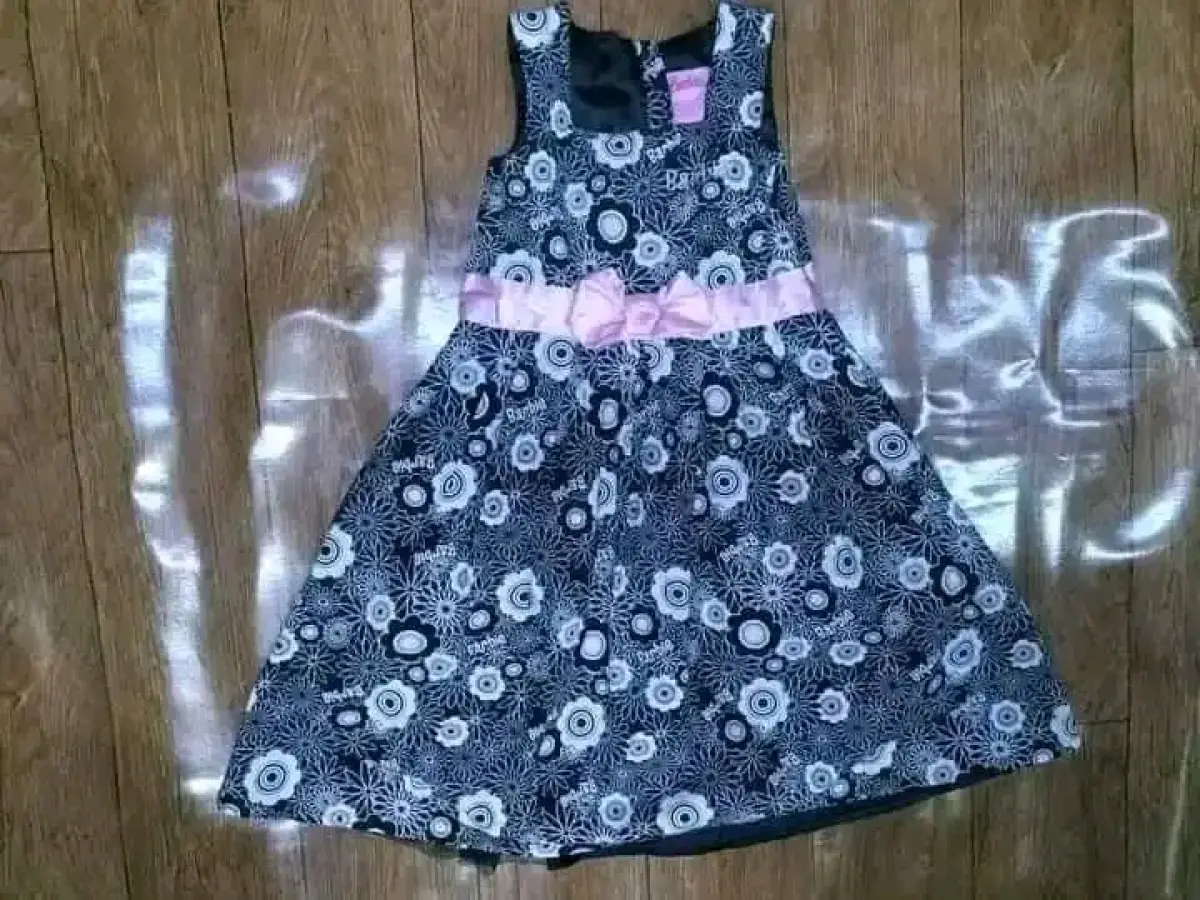 Uk Bale of Children Clothes - Image 8