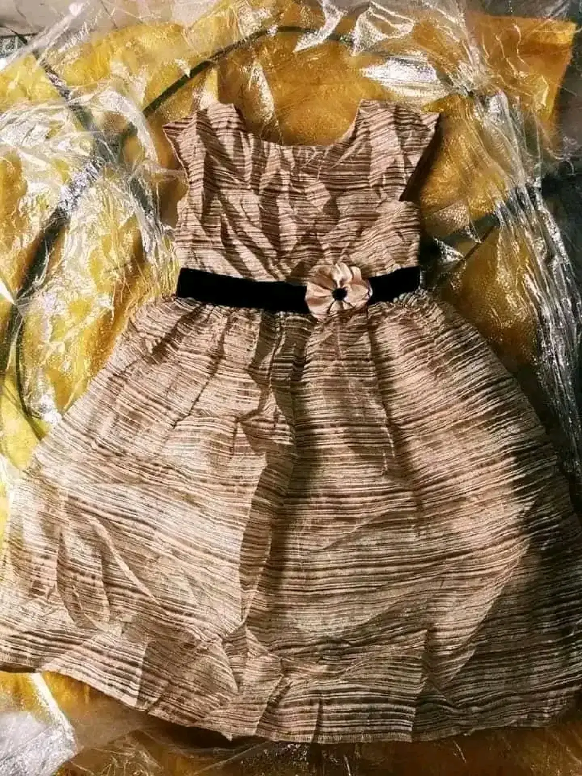 Uk Bale of Children Clothes - Image 9