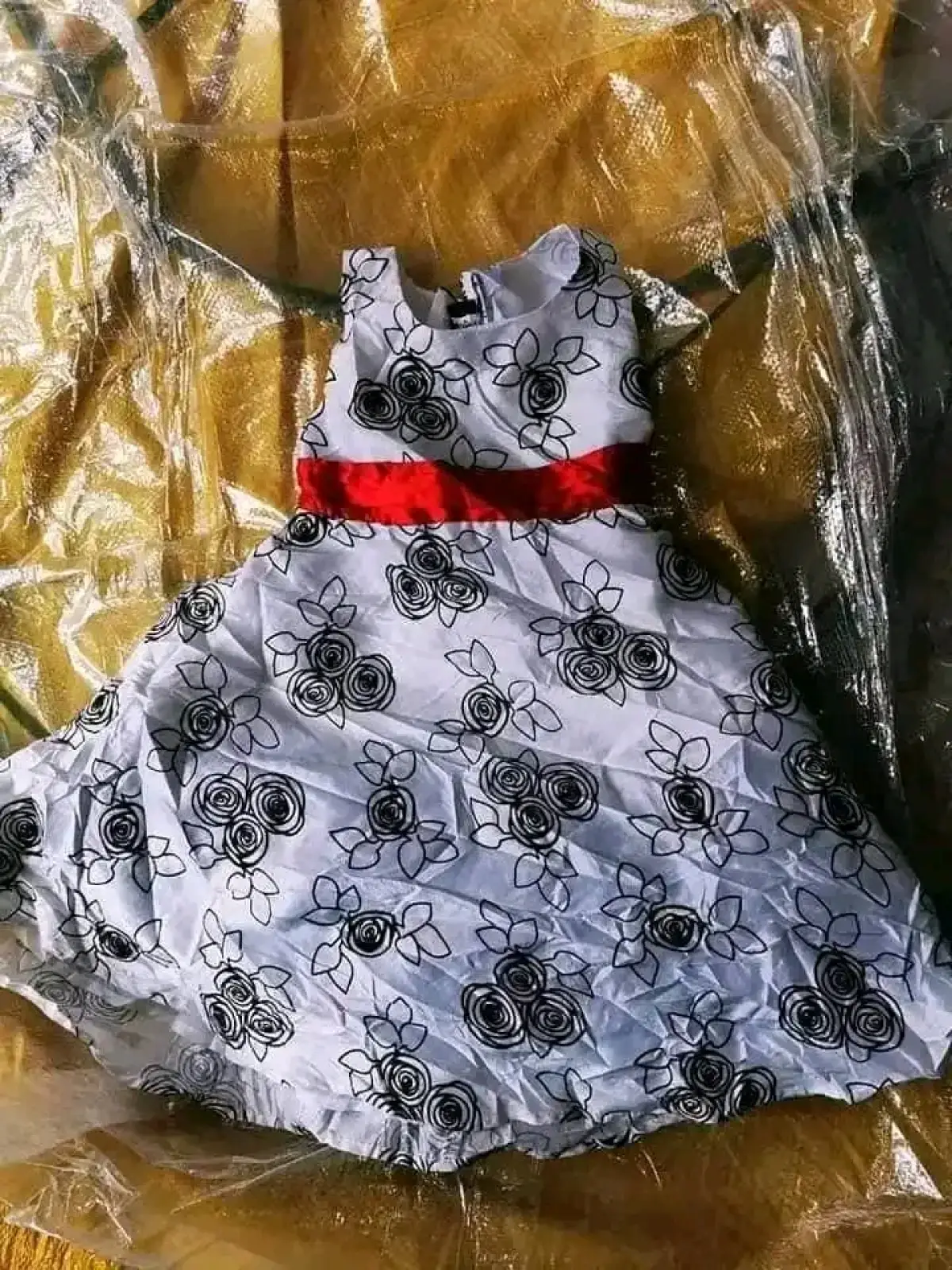 Uk Bale of Children Clothes - Image 11