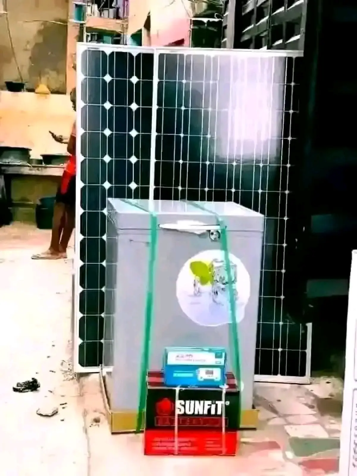 Sunking solar freezer one door Available - Image 3