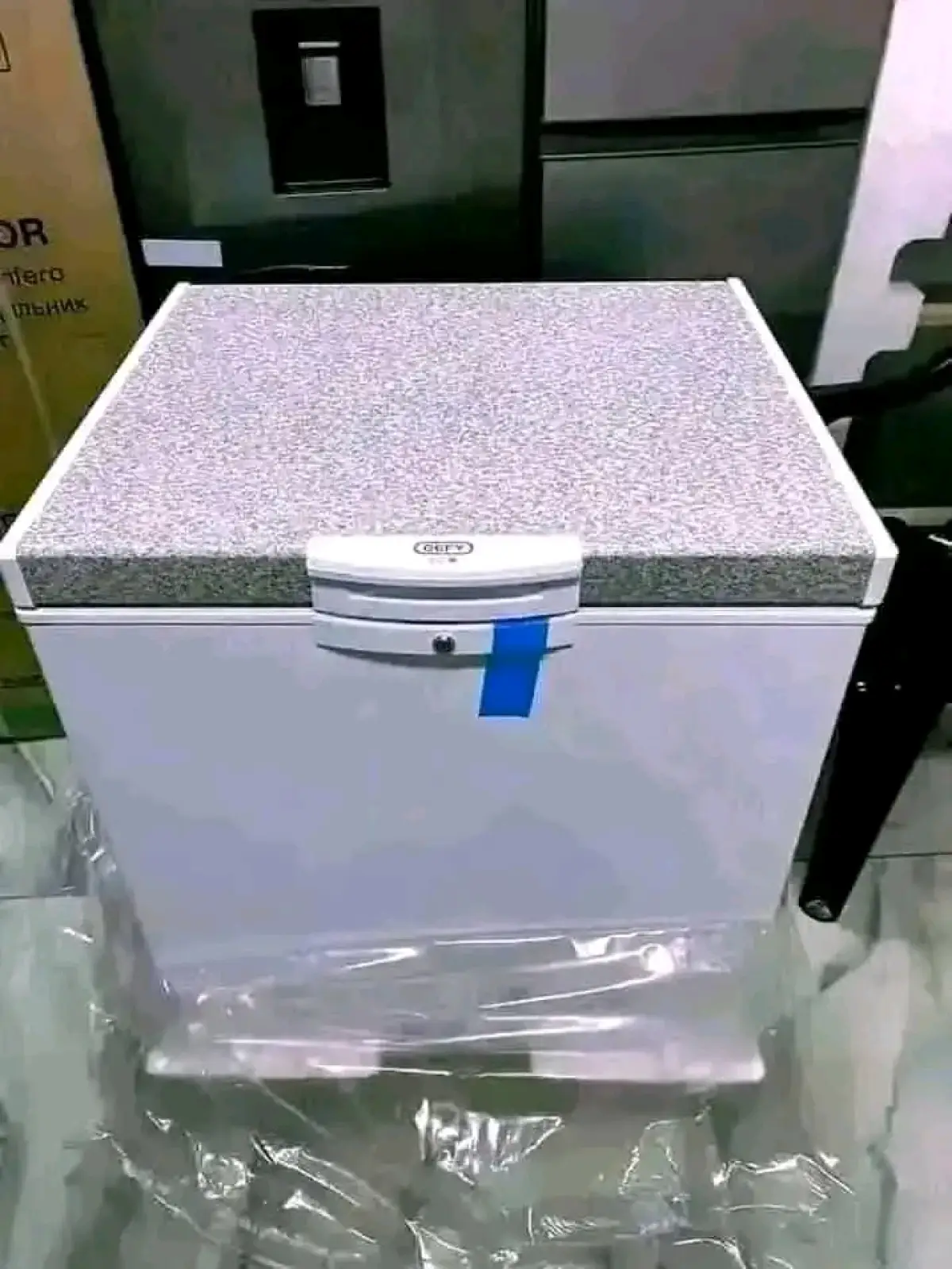 Brand New sunking solar freezer one door - Image 1