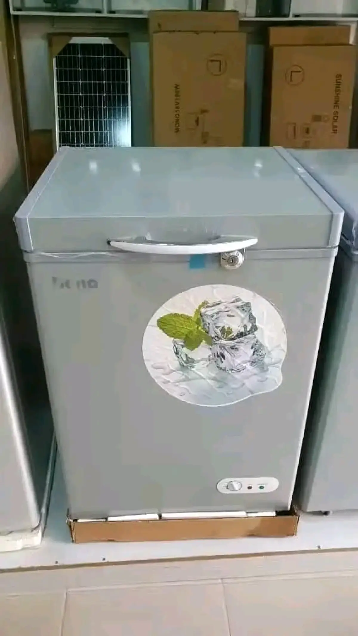 Sunking solar freezer one door Available - Image 3