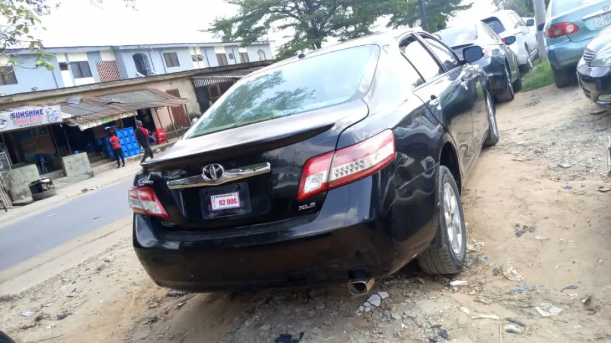 Reg Toyota Camry 2011 Model - Image 4