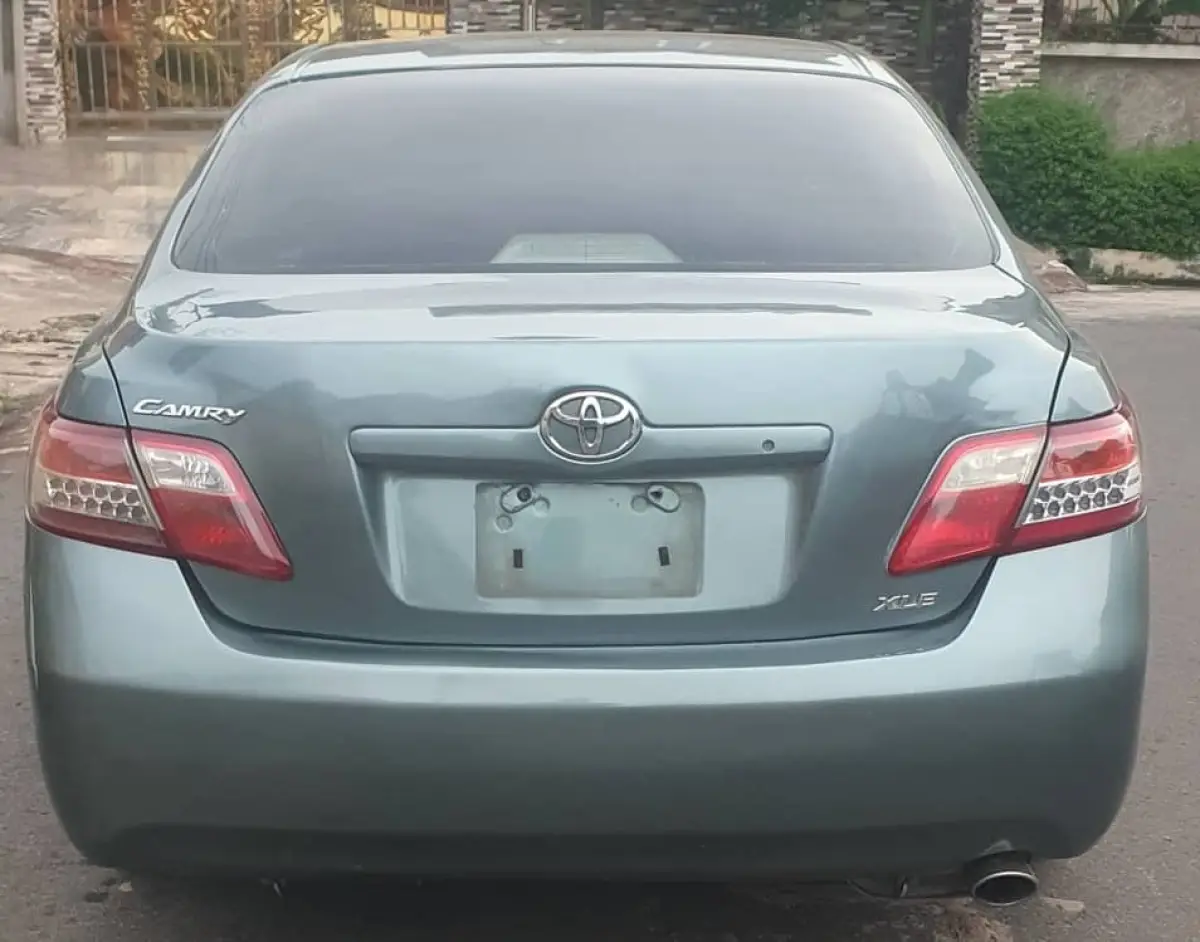2008 Nigerian Used Toyota Camry - Image 8