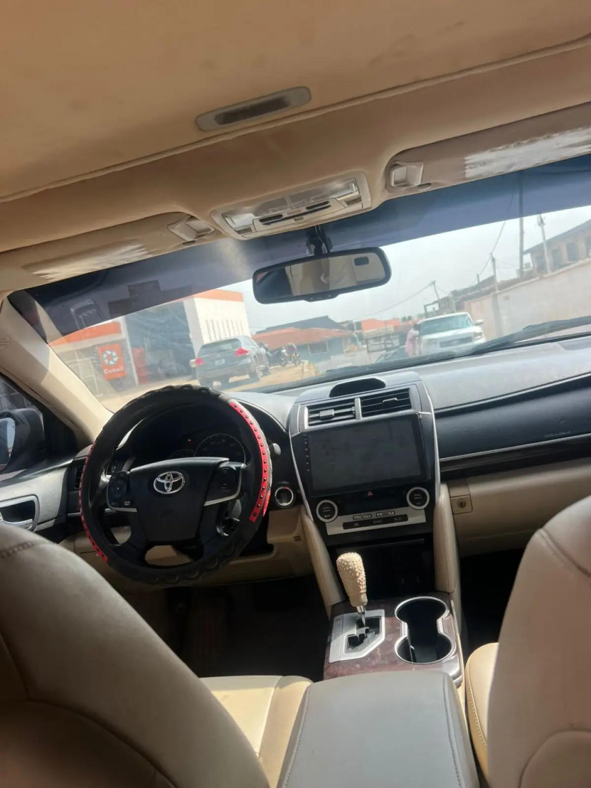 Clean and neat Toyota Camry for sale - Image 3