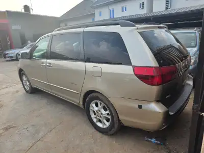 Toyota Sienna 2005 XLE