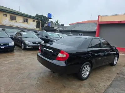 Toyota Camry 2004 model 4plug