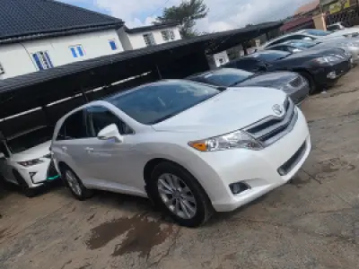 Toyota Venza 2014 model