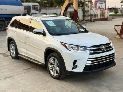 Foreign Used Toyota Highlander 2016 Platinum Edition