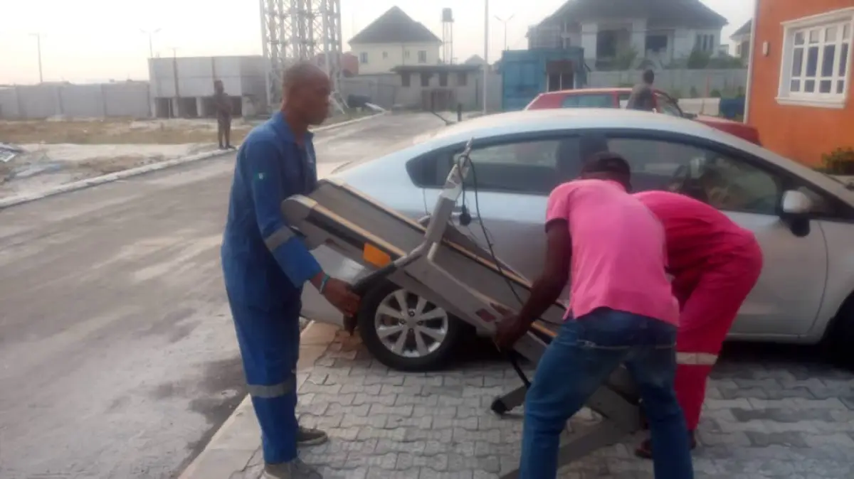 Moving services - Image 2