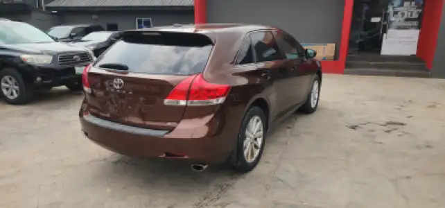 Toyota Venza 2010 model Belgium 4plug