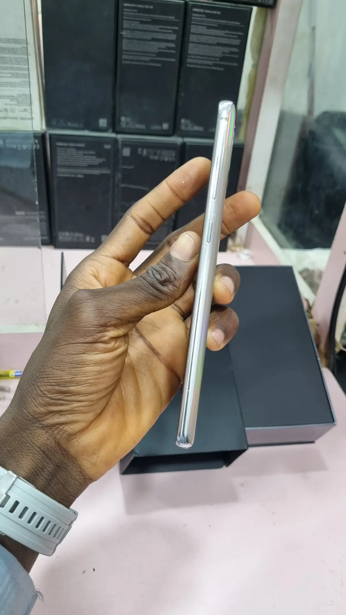 Samsung Galaxy Note 10 Lite - Image 2