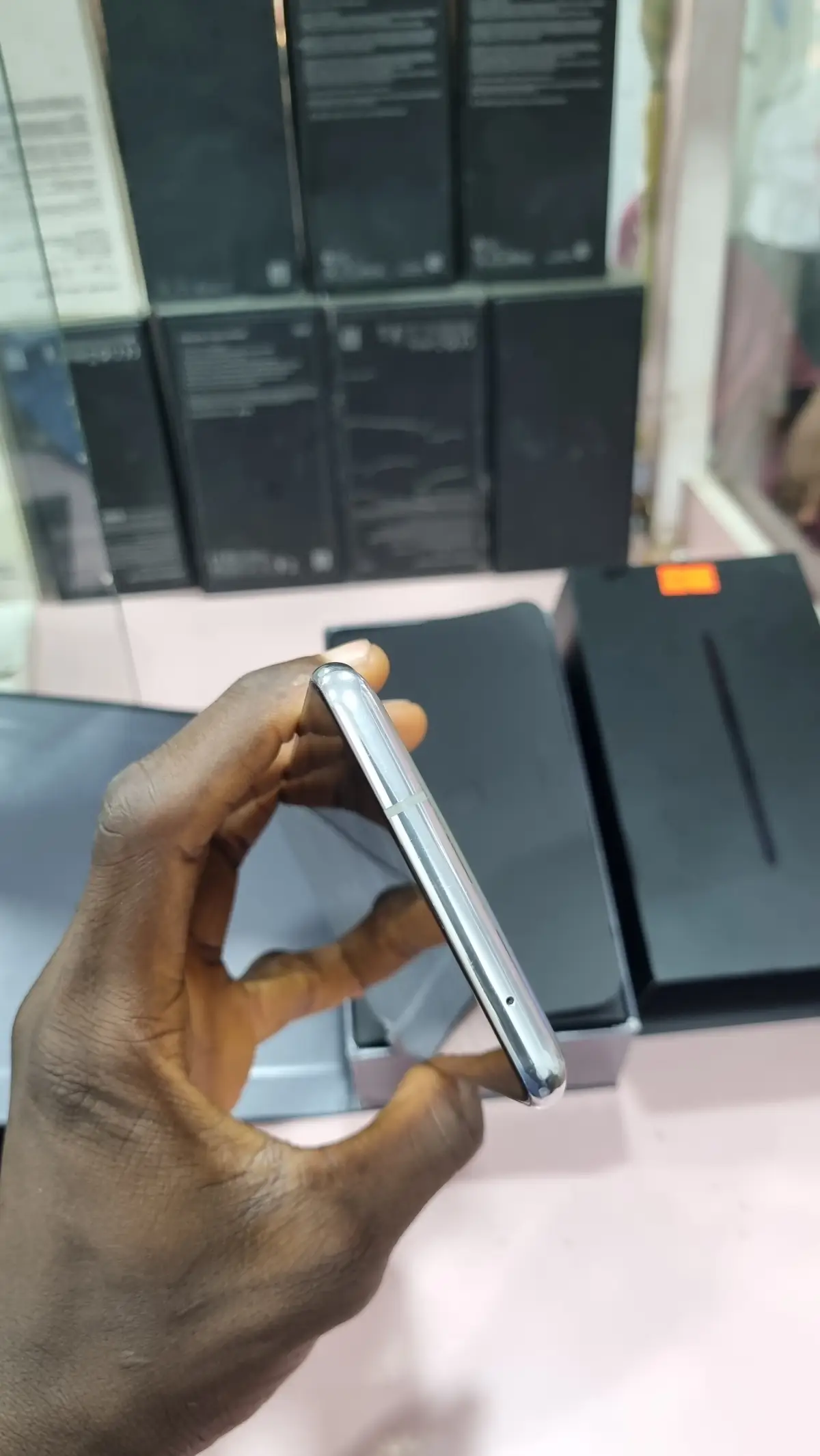 Samsung Galaxy Note 10 Lite - Image 5