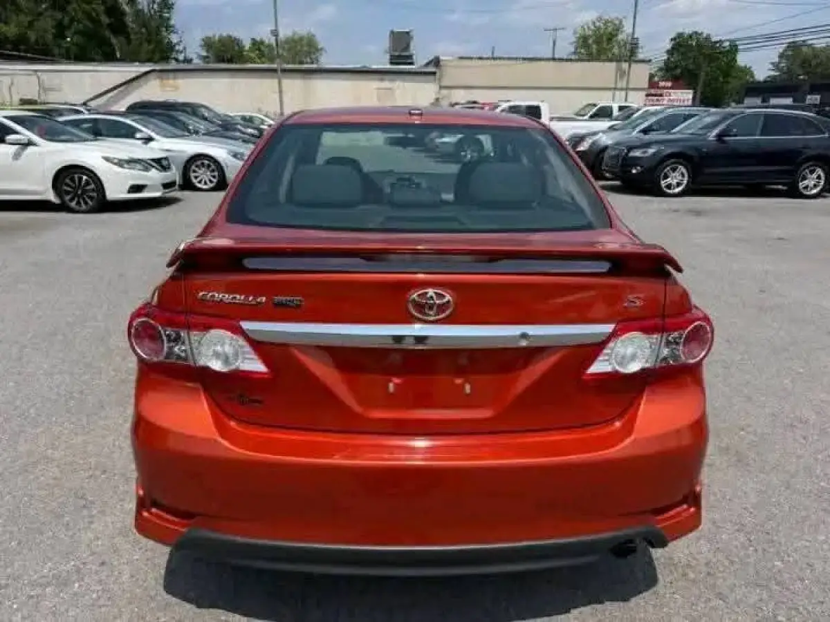 2013 Toyota Corolla sport - Image 2