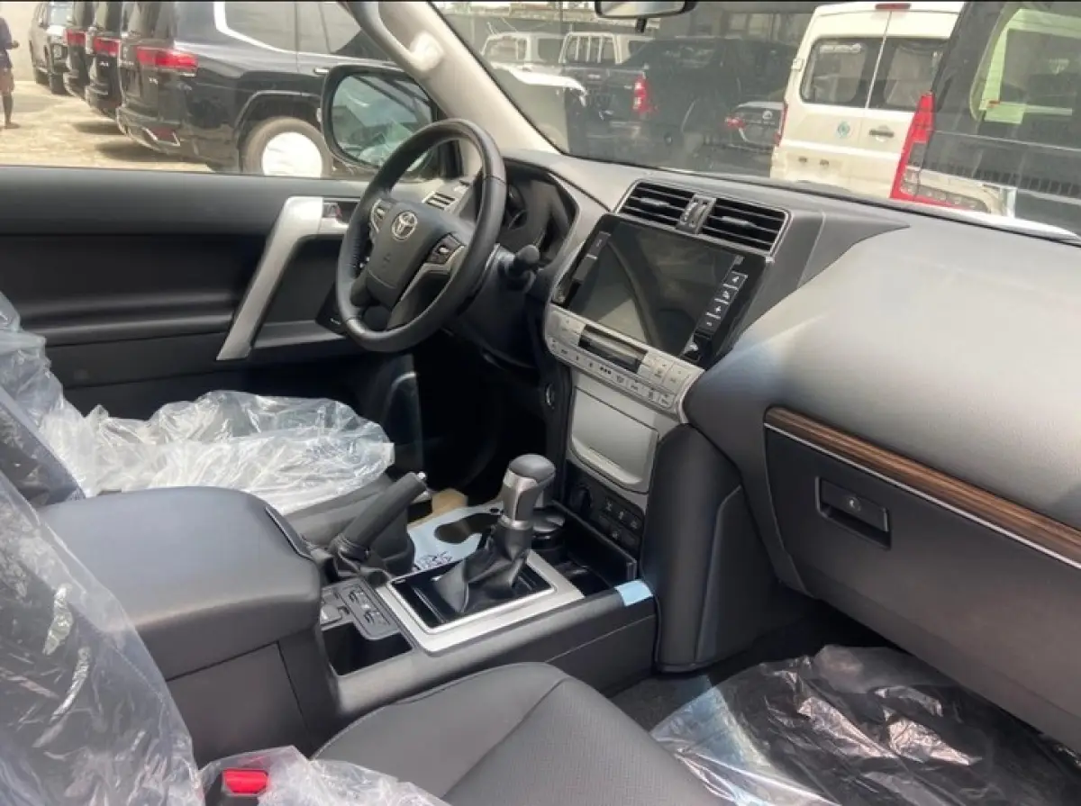 2024 Model Toyota Prado Vr Brand New - Image 2