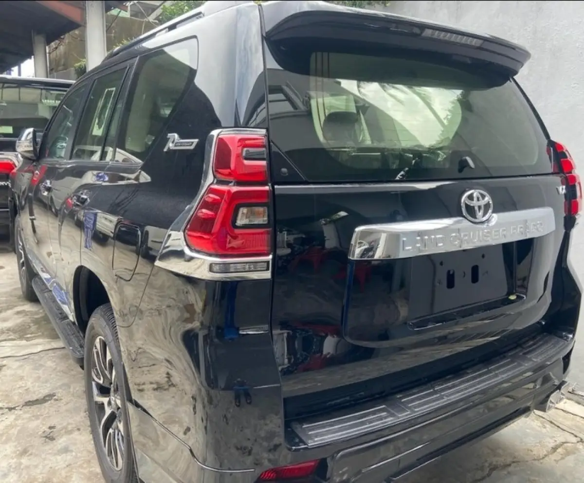 2024 Model Toyota Prado Vr Brand New - Image 7