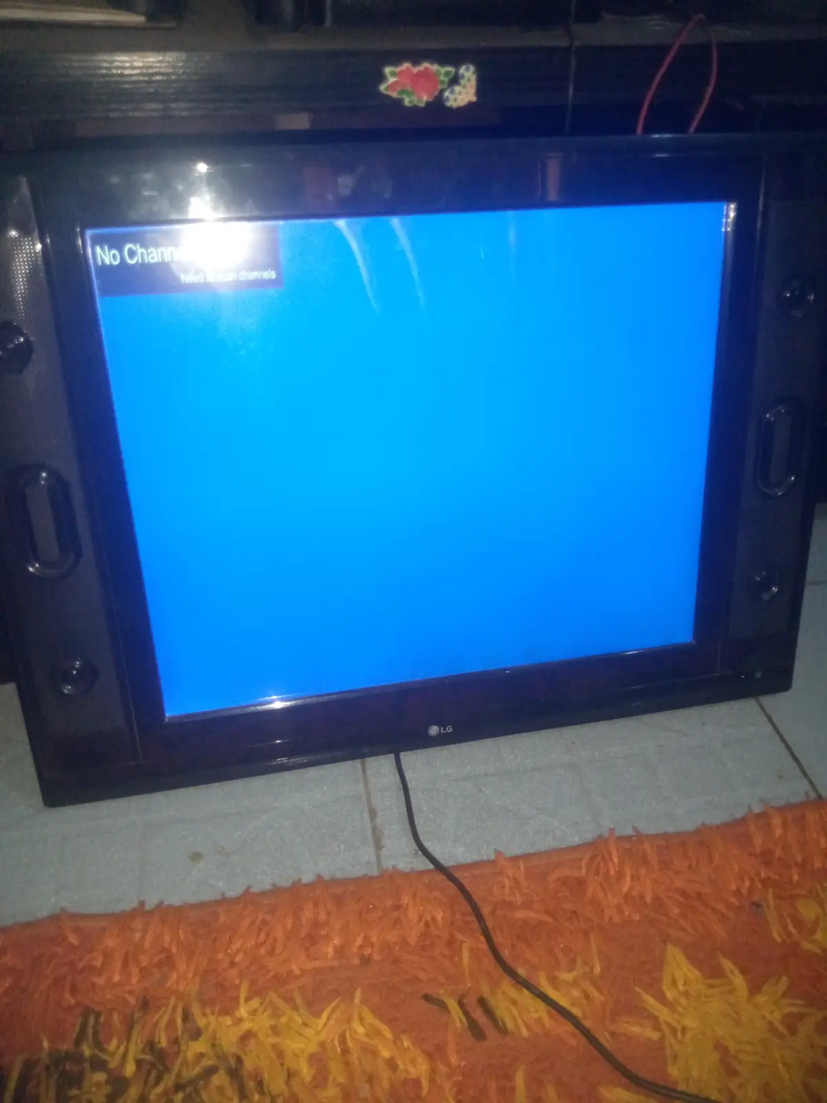 Used 26inch LG TV And Home theater - Image 6