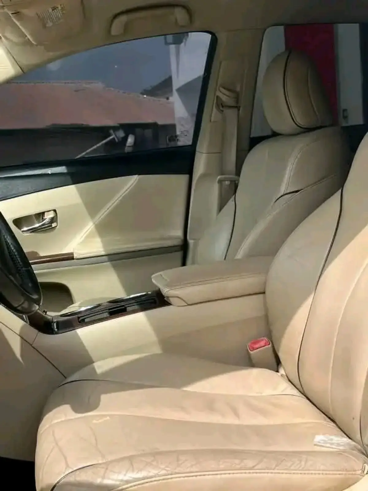 Toyota Venza - Image 8