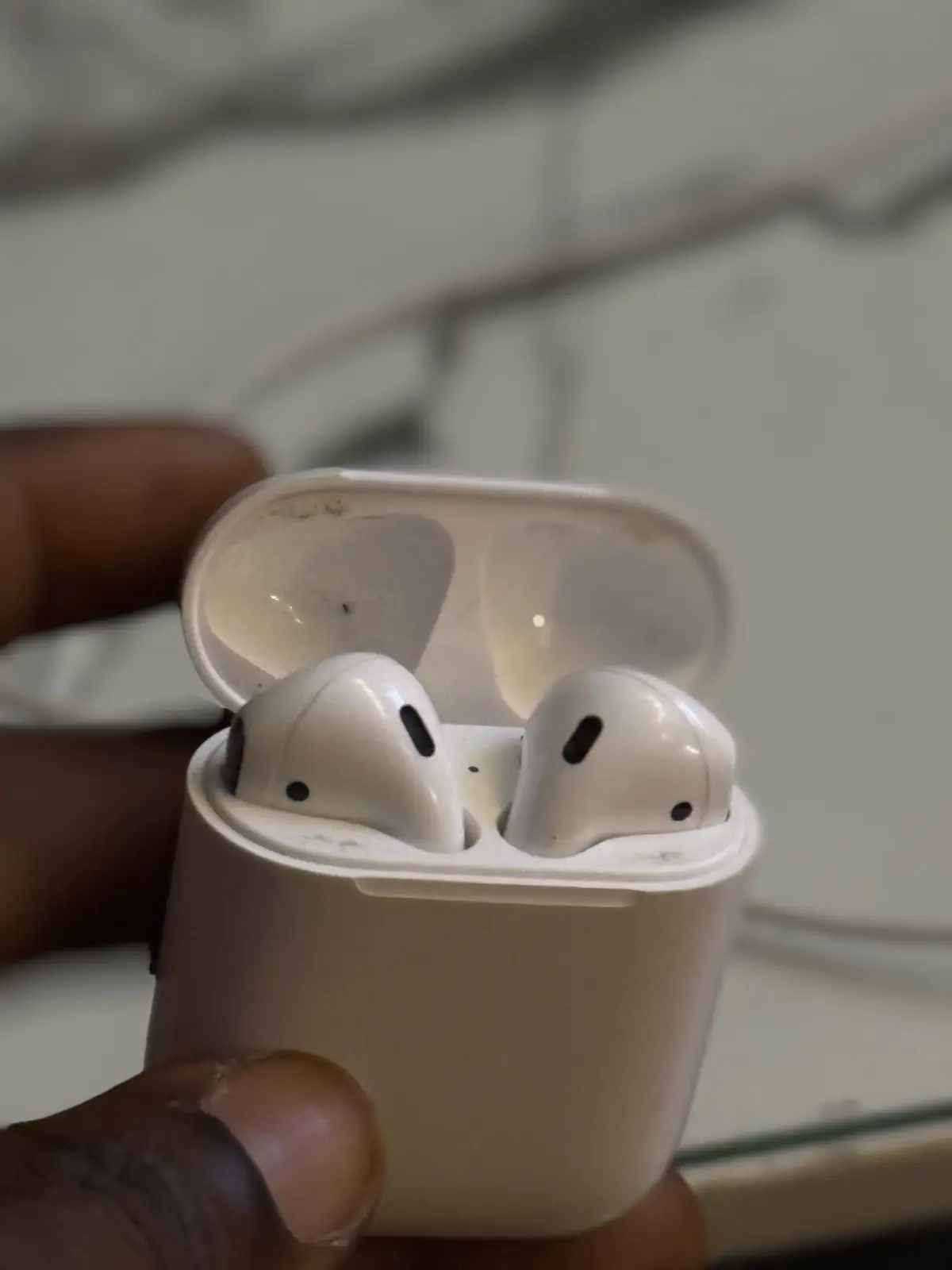 Apple AirPod 2 second generation - Image 4