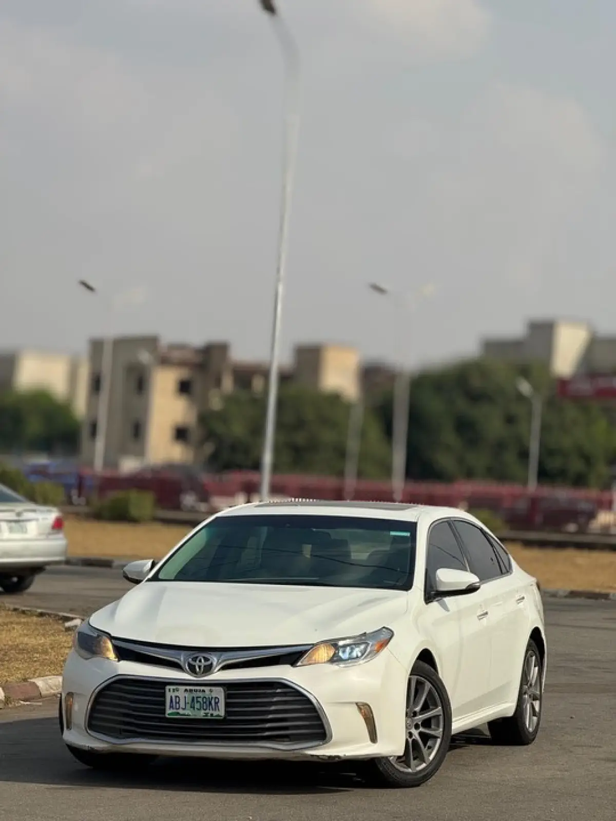 TOYOTA AVALON Sharp Naija Used - Image 1