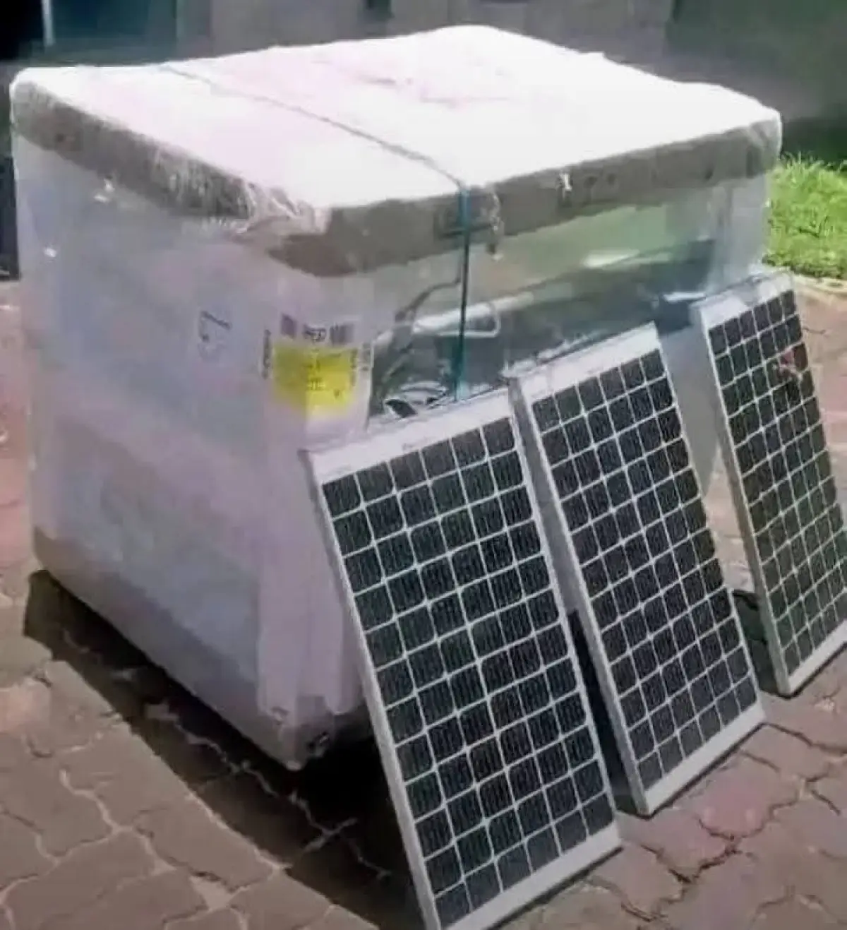 Sunking solar freezer for sale - Image 1