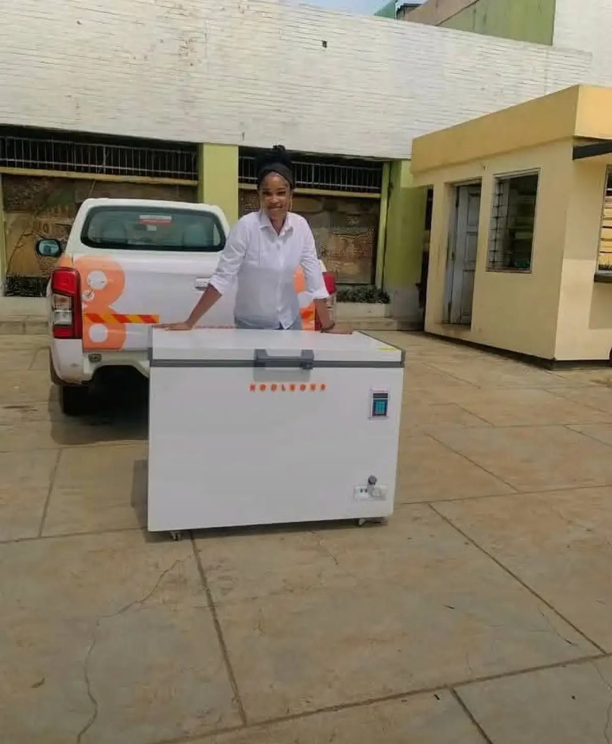 Sunking solar freezer for sale - Image 3