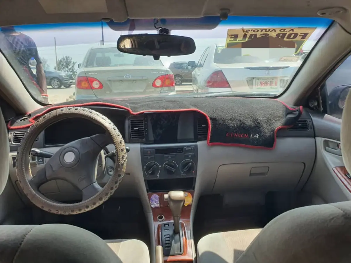 Toyota Corolla 2004 - Image 3