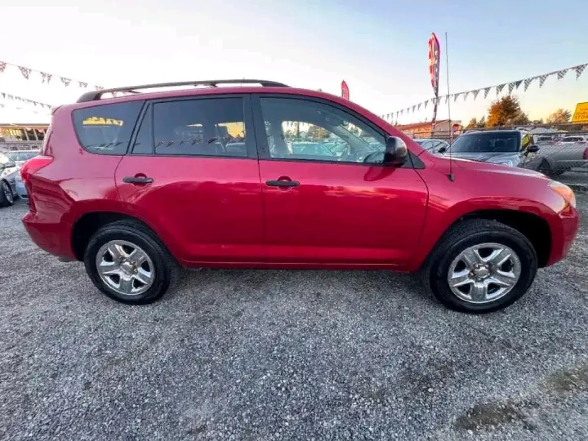 Toyota Rav 4 - Image 3