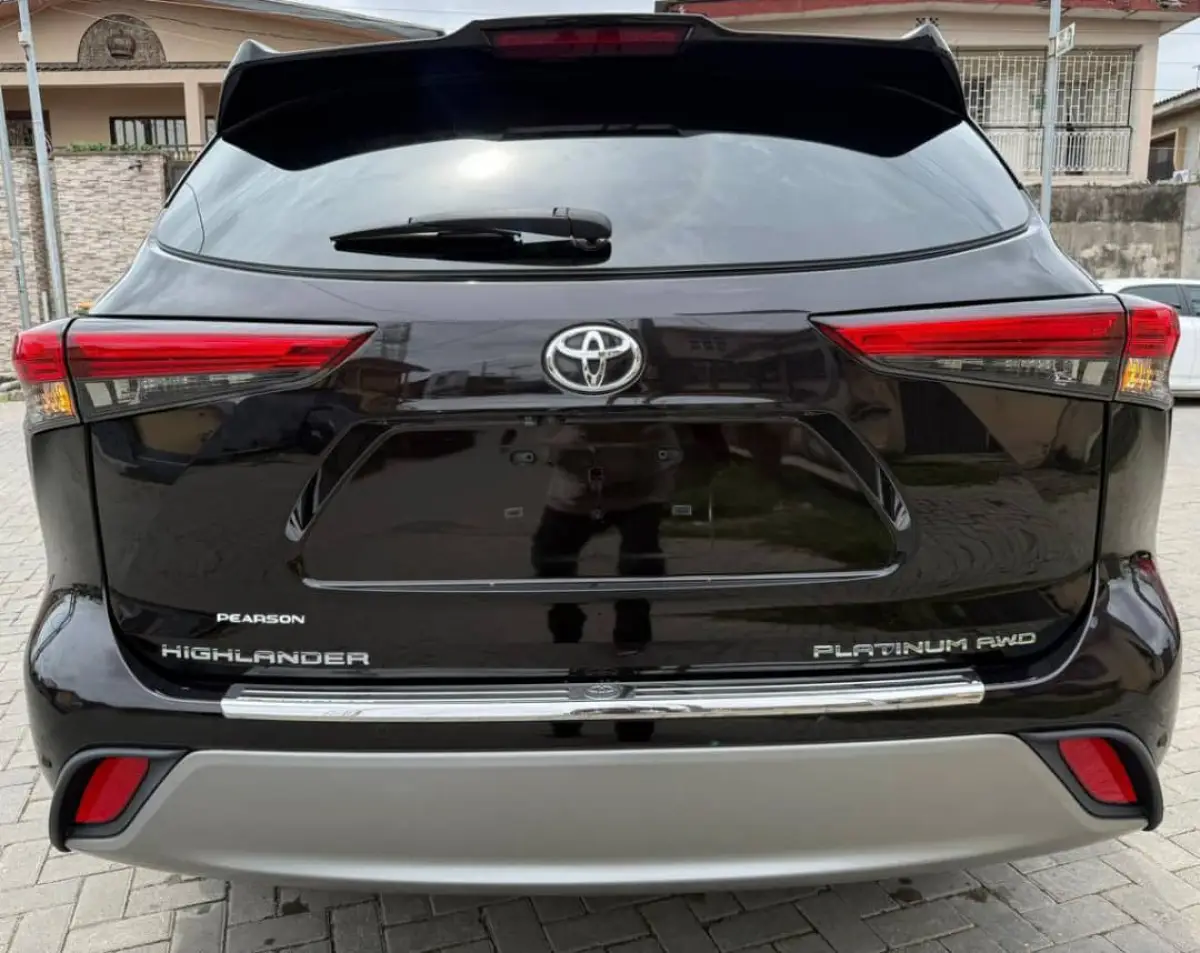 2021 Model Toyota Highlander - Image 4
