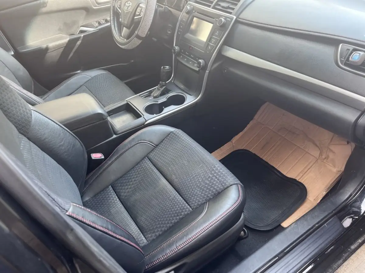 2015 Toyota Camry Sport Edition - Image 2